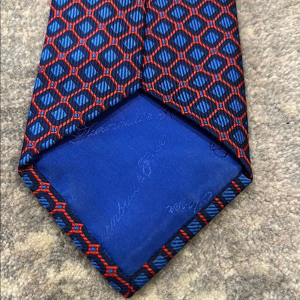Turnbull & Asser Elegant Blue and Red Patterned Tie - Picture 2 of 7